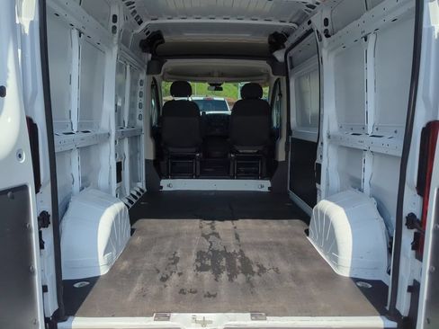 Used 2017 RAM ProMaster 2500 w/ Interior Convenience Group FWD image 32