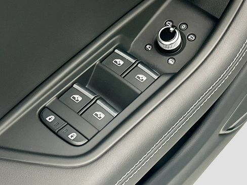 Used 2023 Audi S5 Premium Plus w/ Premium Plus Package AWD/4WD image 22