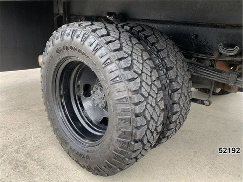 Used 2020 Ford F350 XL w/ Power Equipment Group image 21