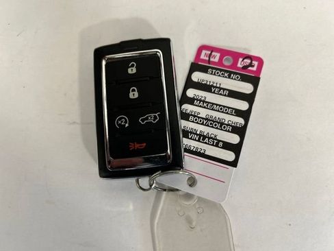 Used 2023 Jeep Grand Cherokee 4WD 4xe image 34