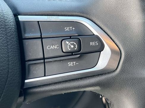Certified 2024 Jeep Compass Latitude AWD/4WD image 22