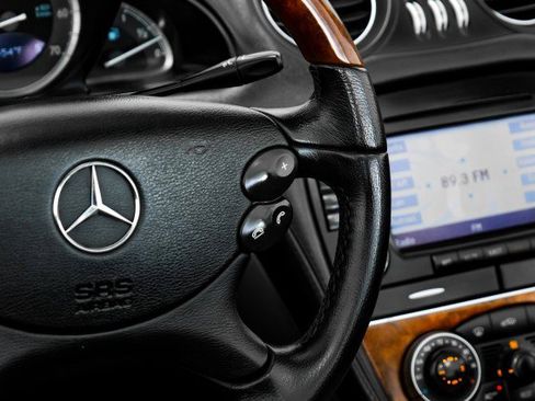 Used 2005 Mercedes-Benz SL 600 image 16