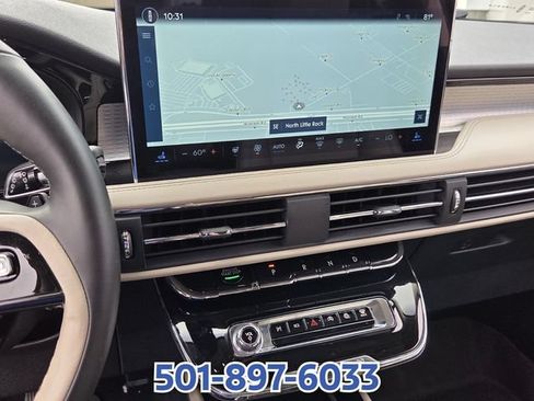 Certified 2025 Lincoln Corsair AWD w/ Equipment Group 101A image 17