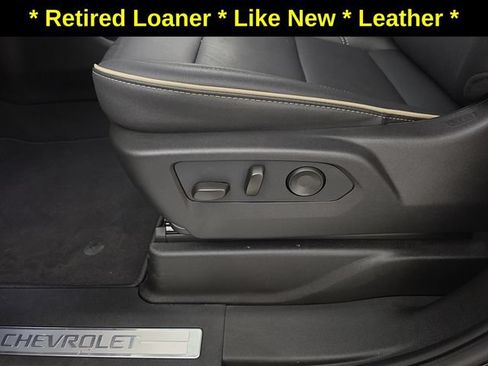 Used 2026 Chevrolet Tahoe Premier RWD image 19