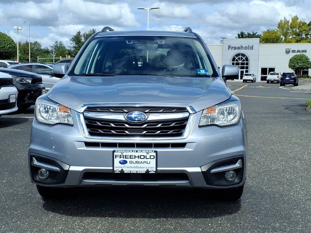 Used 2018 Subaru Forester 2.5i Premium AWD/4WD image 2