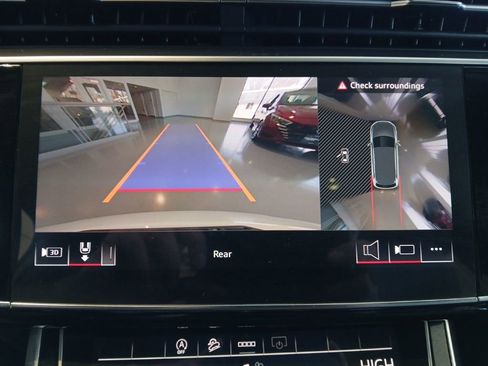 Used 2025 Audi Q7 3.0T Premium Plus image 36