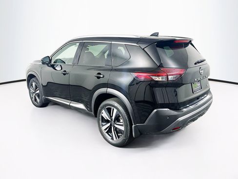 Used 2023 Nissan Rogue SL FWD image 5
