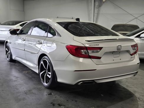 Used 2021 Honda Accord Sport image 2