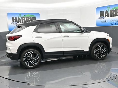 New 2026 Chevrolet TrailBlazer RS w/ Convenience Package FWD image 6