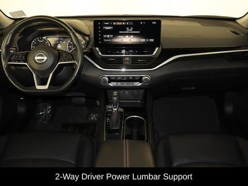 Used 2024 Nissan Altima 2.5 SR w/ SR Premium Package FWD image 13