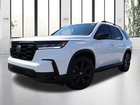 Used 2025 Honda Pilot Black Edition image 1