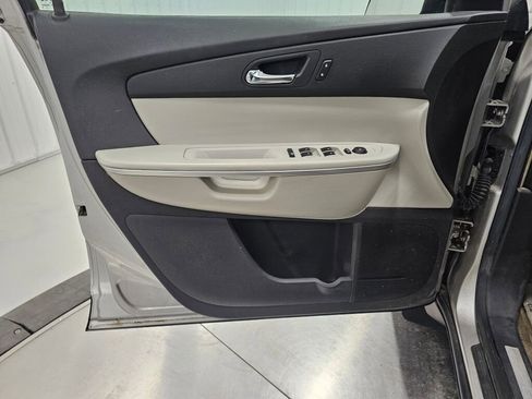 Used 2008 GMC Acadia SLE w/ Preferred Package image 34