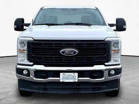 Certified 2023 Ford F250 XL w/ XL Chrome Package AWD/4WD image 3