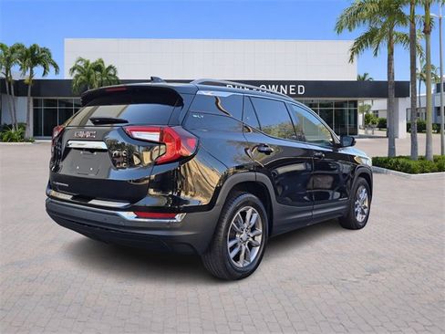 Certified 2022 GMC Terrain SLT w/ Infotainment Package II image 7