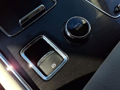 New 2026 Lincoln Aviator 2WD image 16