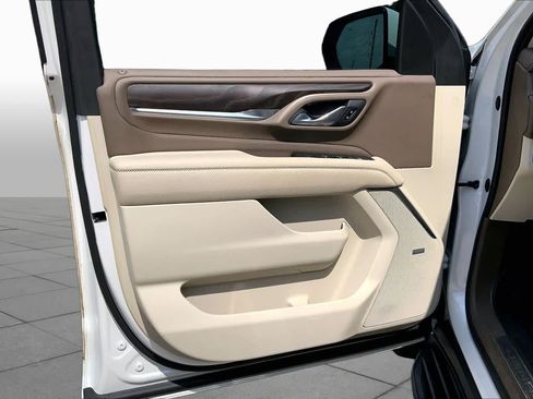 Used 2021 GMC Yukon XL Denali RWD image 21
