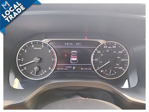 Used 2023 Nissan Rogue SV FWD image 17