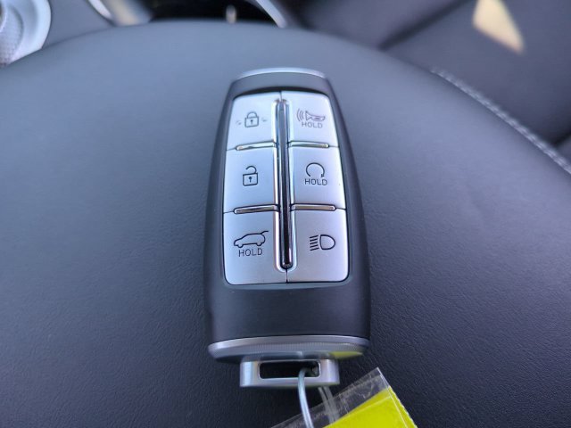 Used 2023 Genesis GV70 2.5T w/ Select Package AWD/4WD image 30