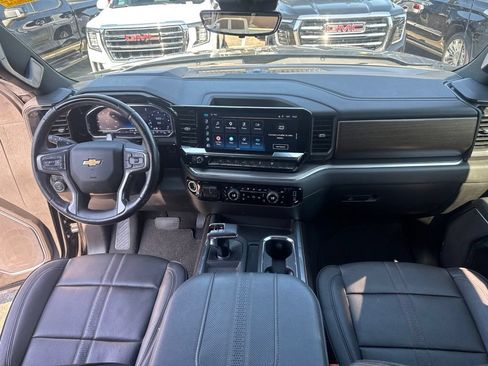 Certified 2025 Chevrolet Silverado 1500 High Country w/ Technology Package AWD/4WD image 15