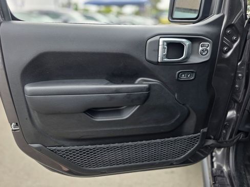 Used 2025 Jeep Wrangler Unlimited Sport S 4xe AWD/4WD image 20