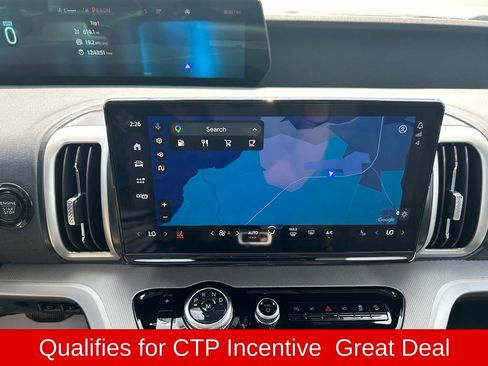 Used 2026 Ford Expedition Active AWD/4WD image 19