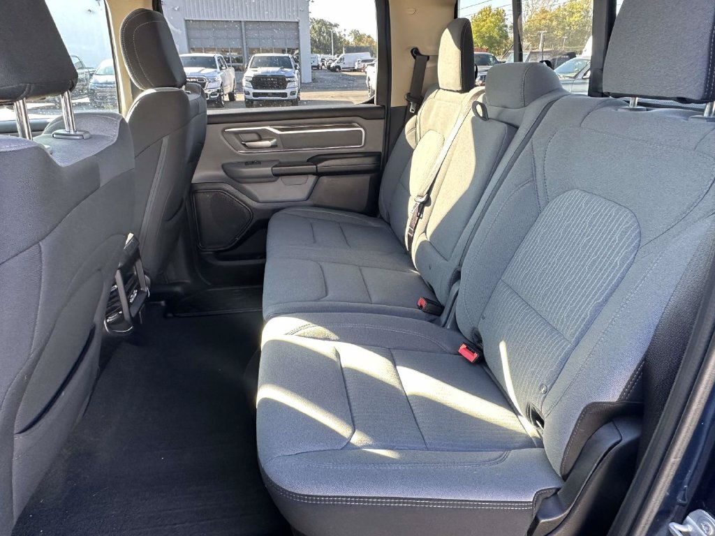 Used 2019 RAM 1500 Big Horn AWD/4WD image 14