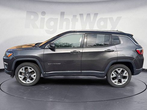 Used 2018 Jeep Compass Limited w/ Navigation Group image 2