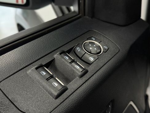 Used 2019 Ford F150 Raptor w/ Equipment Group 802A Luxury AWD/4WD image 14