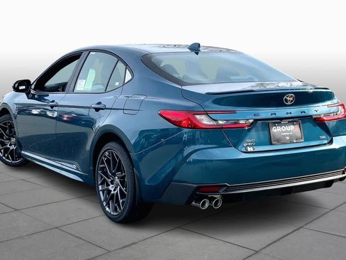 New 2026 Toyota Camry SE image 12