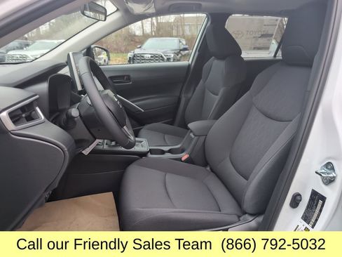 New 2026 Toyota Corolla Cross LE w/ Moonroof Package AWD/4WD image 9
