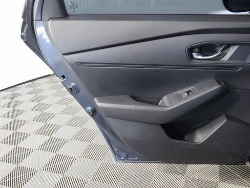 Used 2024 Honda Accord EX image 13