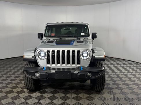 Used 2023 Jeep Wrangler Unlimited Rubicon 4xe w/ Cold Weather Group AWD/4WD image 11