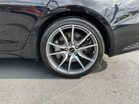 Used 2025 Genesis G70 2.5T image 47