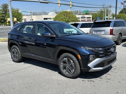 New 2026 Hyundai Tucson Blue SE AWD/4WD image 2