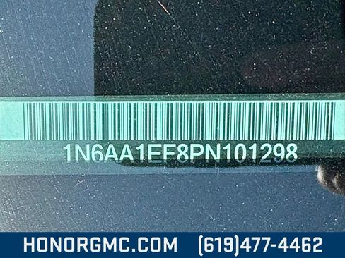 Used 2023 Nissan Titan SV w/ SV Convenience Package image 33