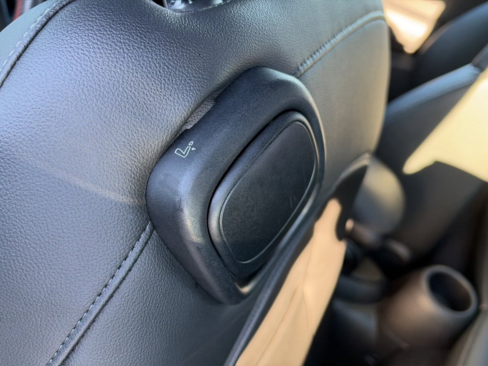 Used 2020 MINI Cooper S FWD image 15