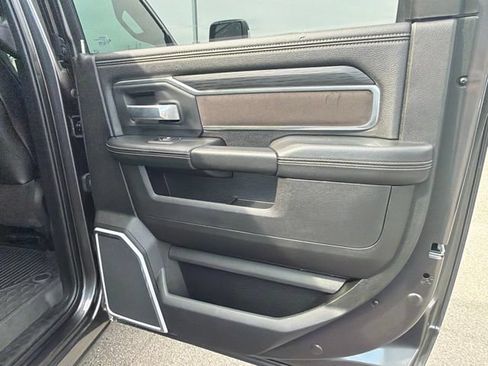 Used 2023 RAM 3500 Laramie AWD/4WD image 11
