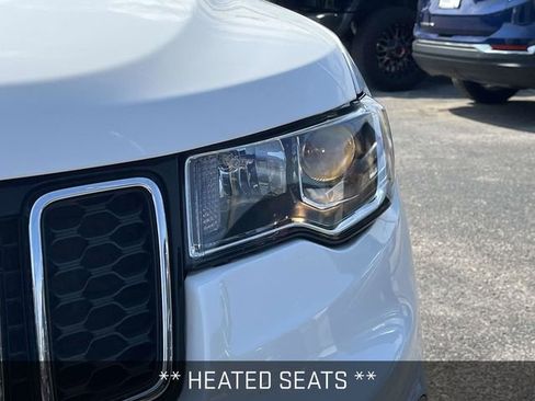 Used 2018 Jeep Grand Cherokee Limited image 9