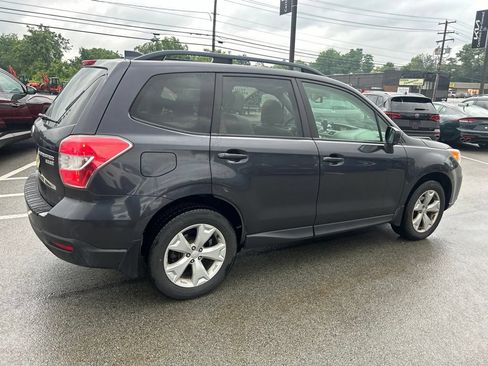 Used 2016 Subaru Forester 2.5i Premium AWD/4WD image 6