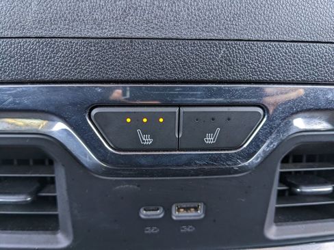 Used 2024 Chevrolet Silverado 2500 LTZ w/ LTZ Plus Package image 47