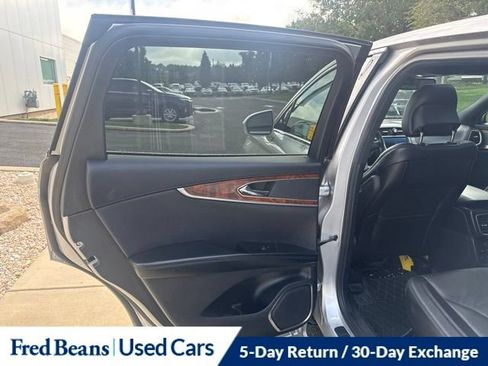 Used 2016 Lincoln MKX Reserve w/ Technology Package AWD/4WD image 15