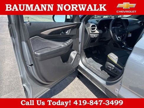 New 2025 Chevrolet TrailBlazer ACTIV w/ Convenience Package FWD image 10