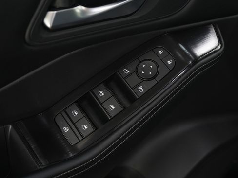 Used 2025 Nissan Rogue SV AWD/4WD image 20