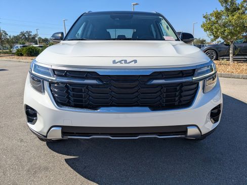 Used 2025 Kia Seltos S image 3