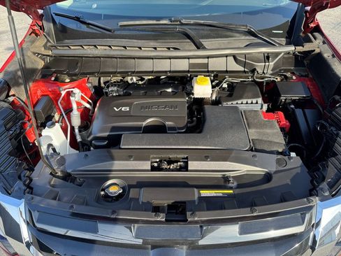 Used 2023 Nissan Pathfinder SL image 31