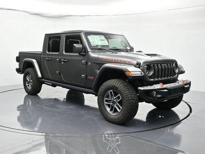 New 2025 Jeep Gladiator Mojave