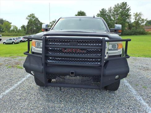 Used 2016 GMC Sierra 2500 SLT w/ All-Terrain HD Package AWD/4WD image 6