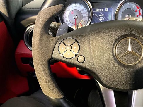 Used 2012 Mercedes-Benz SLS AMG Roadster image 21