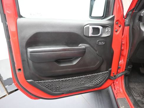 Used 2022 Jeep Gladiator Rubicon w/ LED Lighting Group AWD/4WD image 22