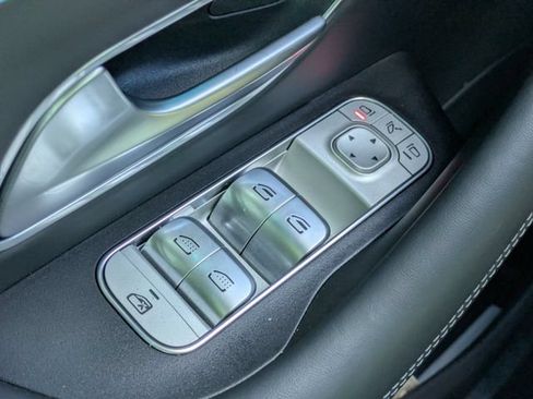 Used 2023 Mercedes-Benz Maybach GLS 600 4MATIC image 31